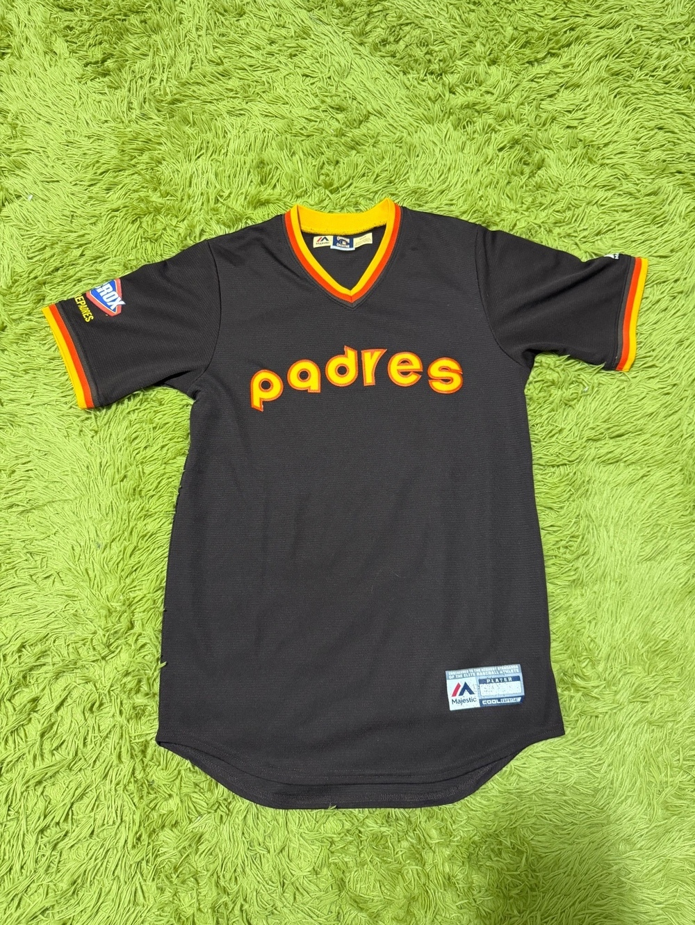 Majestic San Diego Padres Cooperstown Jersey Size Small Brown